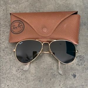 Ray Ban Classic Aviator Sun Glasses